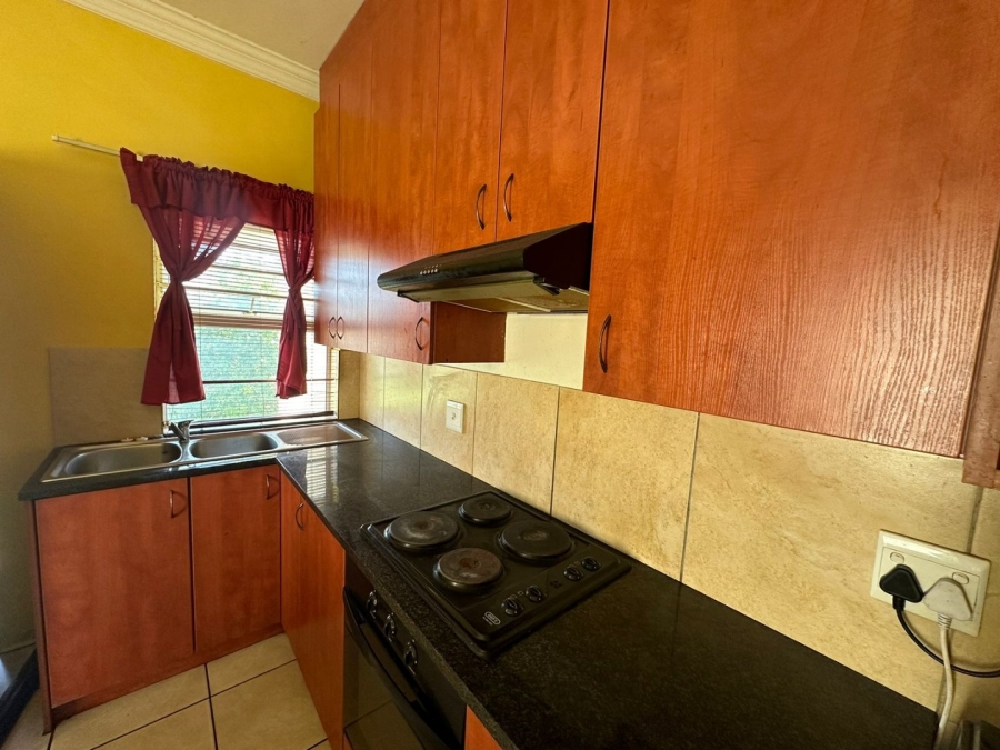 2 Bedroom Property for Sale in Gaylee Western Cape